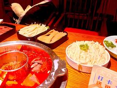 -佬土鹅肠火锅(解放路店)