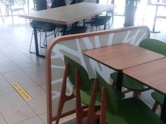 -德克士(绿地店)