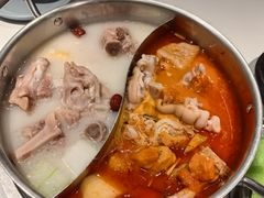 酸汤猪手火锅-小街猪手(团结湖店)