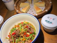 -洞庭土菜小炒馆(易发广场店)