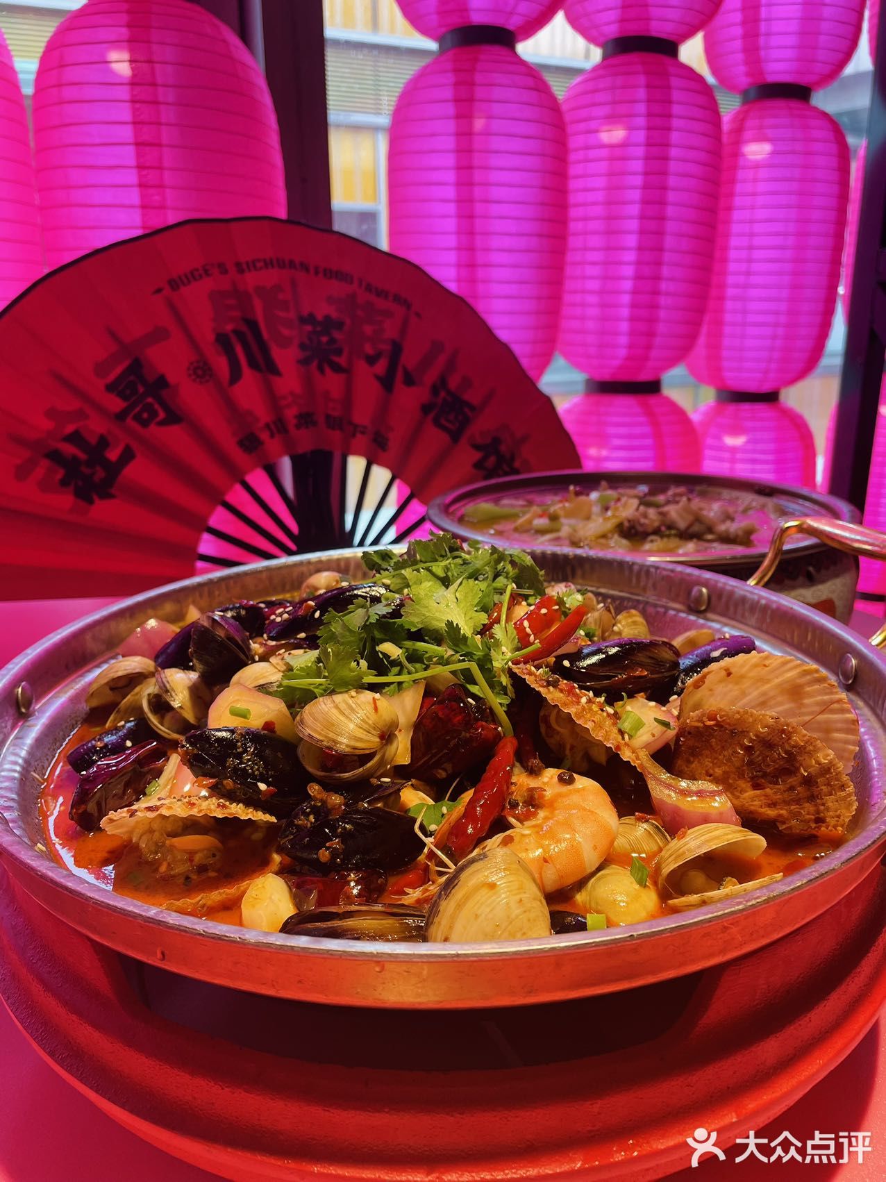 今年的第一顿龙虾是杜哥给的‼️太太太过瘾啦～