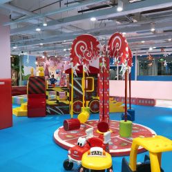 -六月巴士童乐园(抚顺罕王商场店)