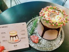 花环-BE NORMAL CAFE(霞溪路店)