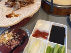 -梅利汴京烤鸭•开封豫菜地标店(东司门店)