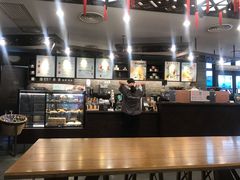 -星巴克(南宁民歌湖店)