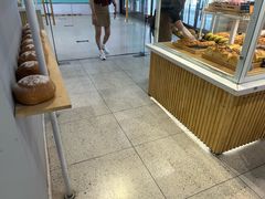 -焙丽拾光(麦凯乐直营店)