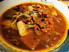 渝信毛血旺-渝信川菜 · 川味家常菜(长安店)