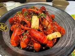 -肥肥虾庄·金牌油焖大虾(沙湖店)