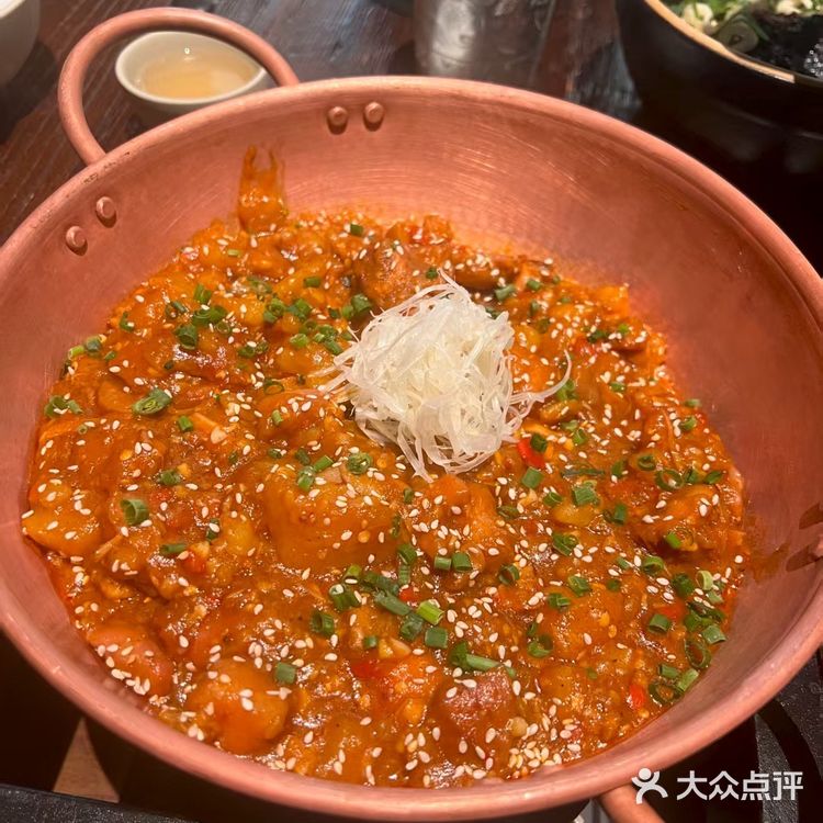 立秋!要吃野果家的铜锅油焖鸡配烤糖饵！