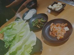-肉甲韩国木炭烤肉(新壹街1店)