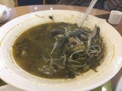 -顺峰渔港中国人的餐厅