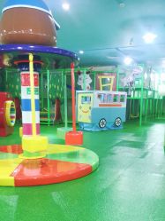 -汤姆小鸟(无锡宝龙广场店)