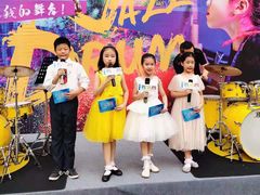 -蓝话筒·少儿成人演讲口才·主持朗诵·戏剧表演(大华第一坊店)