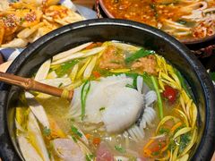 -山那边·米线厨房(华采天地店)
