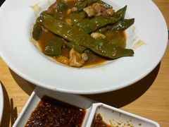 -关东小磨东北菜(上海长风大悦城店)