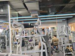 -超鹿运动(五四路恒力城店)