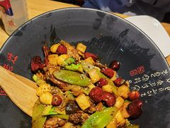 -风光老灶麻辣香锅(大成路翠微百货店)