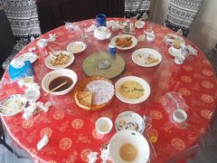 -明月食府(二区干二路店)