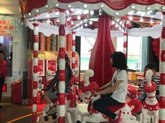 -东方明珠·可口可乐欢乐餐厅