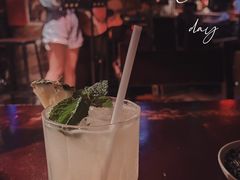 -南京天堂隔壁酒吧