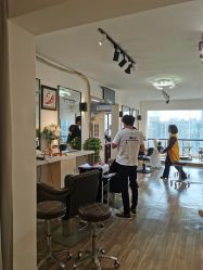 -韩逸龙霆Hair Design Studio