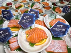 -雍容荟帝王蟹活龙虾展台自助(IFS黑金店)