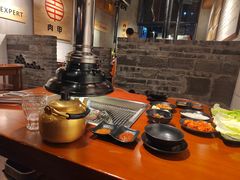 -肉甲韩国木炭烤肉(新壹街1店)