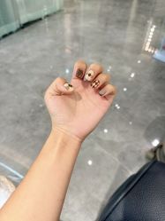 -U+nail优加专业美甲美睫