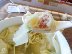 -笑来喜馄饨小笼工坊店(湖滨街店)