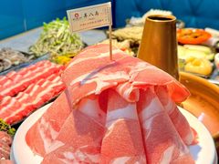 -洞庭洲·防空洞火锅·铜锅涮肉·烧烤(新百广场店)