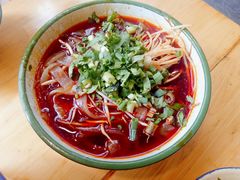 -拈签一笑黄牛肉辣卤串串