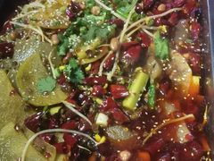 -万州烤鱼江湖菜(圣地阳光店)