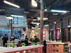 大堂-憨铁匠老火锅(龙岗万科里店)