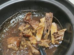 -东豪园林海鲜酒家(南港路辅路店)