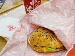 藤椒鸡腿中国汉堡-塔斯汀中国汉堡(国贸店)
