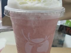 夏日桃桃冰-瑞幸咖啡(同乐汇店)