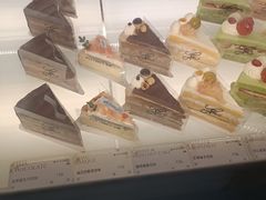 -法桐蛋糕·手作面包(万达公馆店)