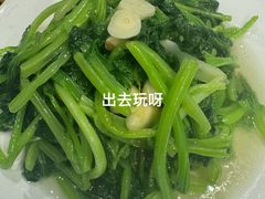 蒜泥山野菜-乡土特色.冷锅鱼.牦牛肉汤锅