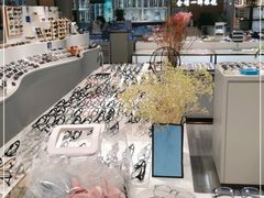-宏宇眼镜蔡司依视路折扣店(兆佳眼镜城店)