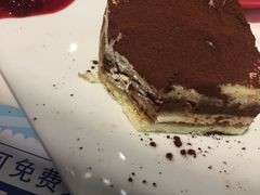 -必胜客(广渠路店)