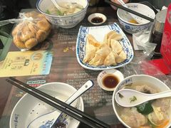 -长人馄饨铺(解放街店)