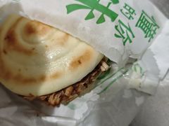 -护国寺小吃店(红莲南路店)