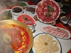 -小龙翻大江文化火锅(宽窄店)