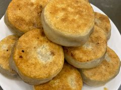 -宝瑞门钉肉饼店