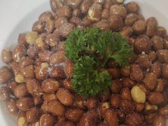 -阿瓦山寨·湘菜现炒·剁椒鱼头王(咸阳总店)