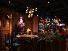 -老滇山寨•云南特色菜•地方菜•民族风情歌舞表演(金碧店)