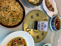 -骏莱海鲜鱼港(五角场店)