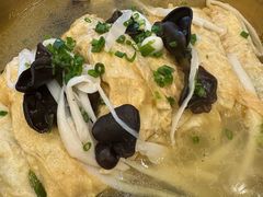 -侬佳蒸菜馆(听潮店)