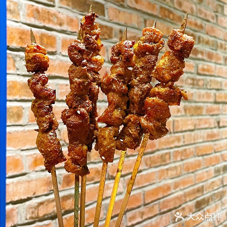 冲着上海热气羊肉排行D一来的 