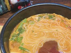 -银米·云南传统过桥米线(双廊黑金冠店)